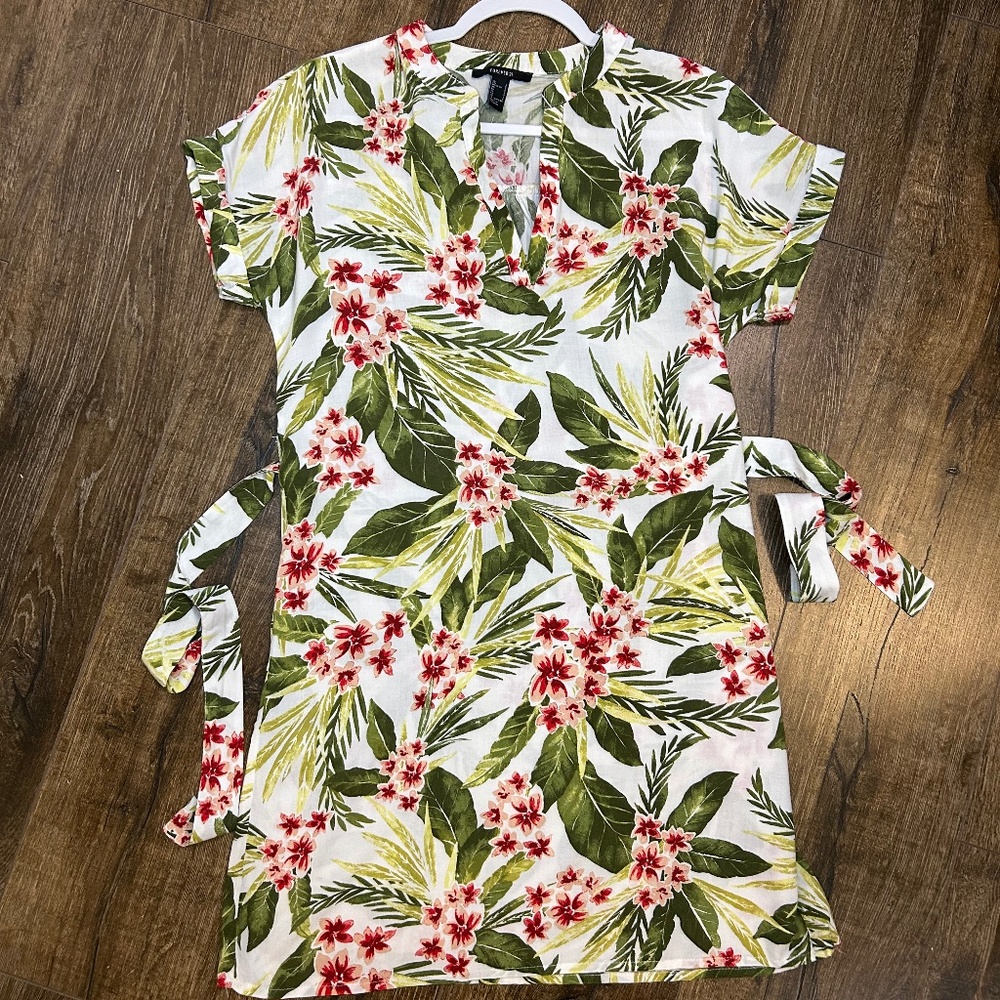 Summer dress. Sizes S-M + belt. Hawaiian style, 100% viscose